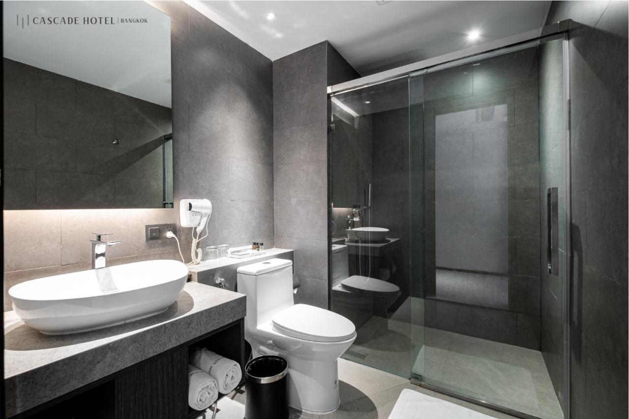 Cascade Hotel Банкок Екстериор снимка